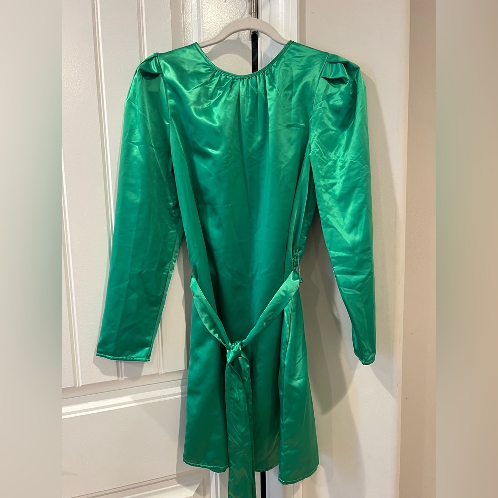 Green metallic/shiny material dress. Never worn, tag still on